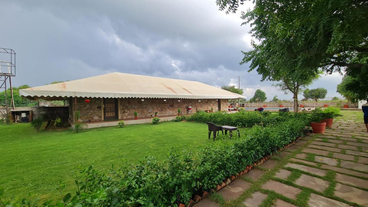 ג'איפור The Rustic Villa, A Stay With Luxuries Amenities And Exotic Nature מראה חיצוני תמונה