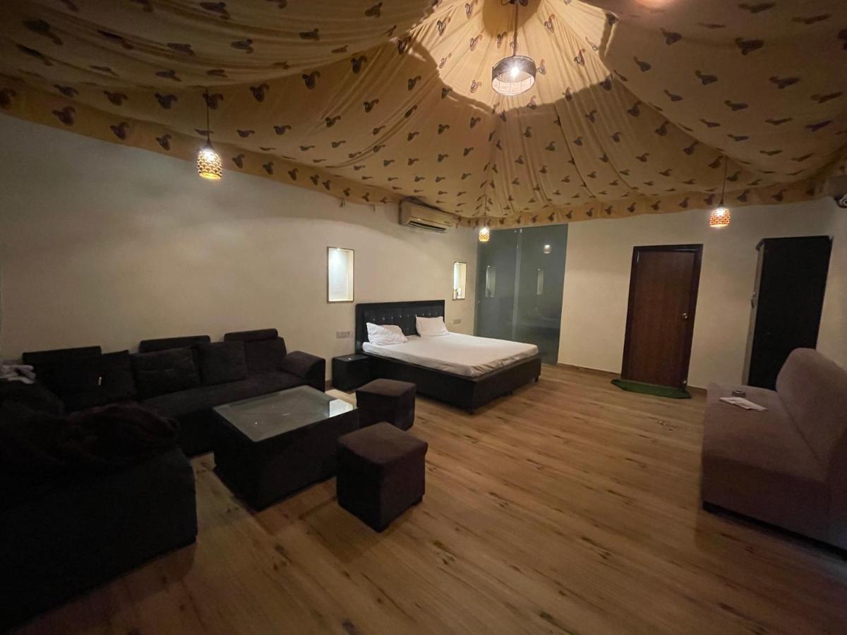 ג'איפור The Rustic Villa, A Stay With Luxuries Amenities And Exotic Nature מראה חיצוני תמונה