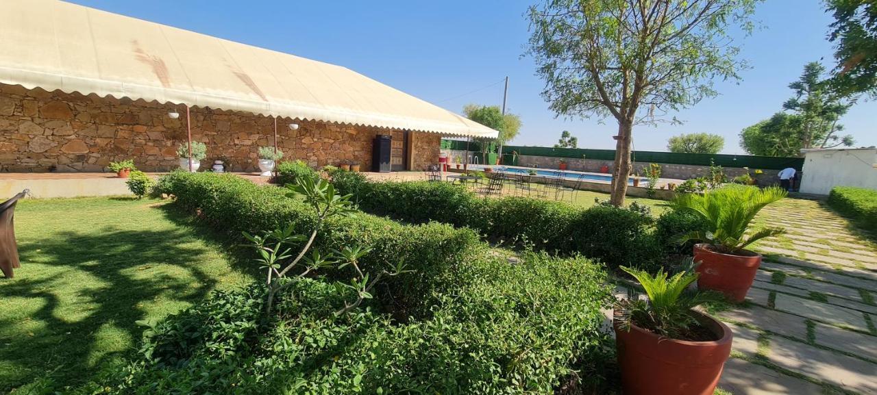 ג'איפור The Rustic Villa, A Stay With Luxuries Amenities And Exotic Nature מראה חיצוני תמונה