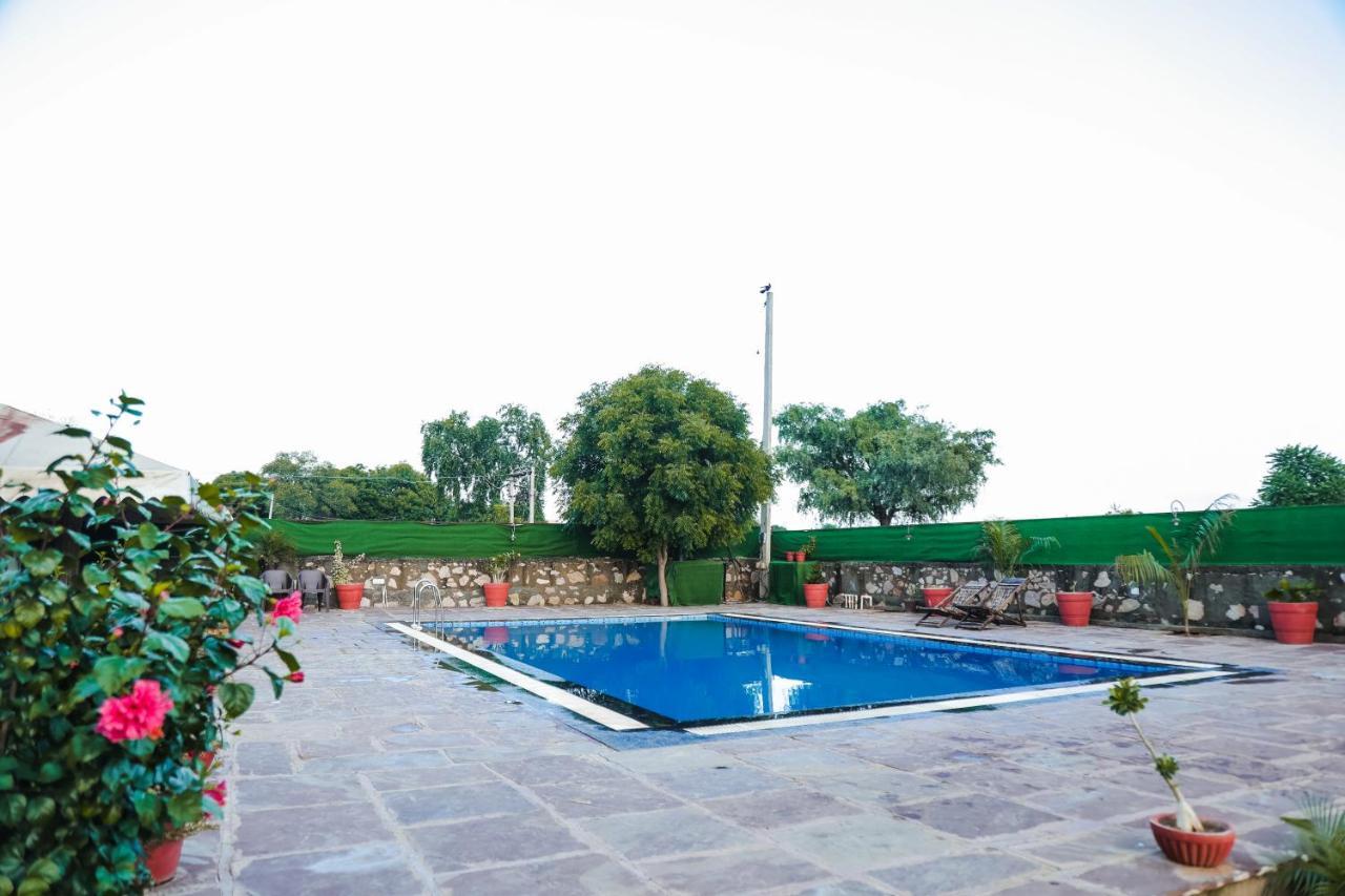 ג'איפור The Rustic Villa, A Stay With Luxuries Amenities And Exotic Nature מראה חיצוני תמונה