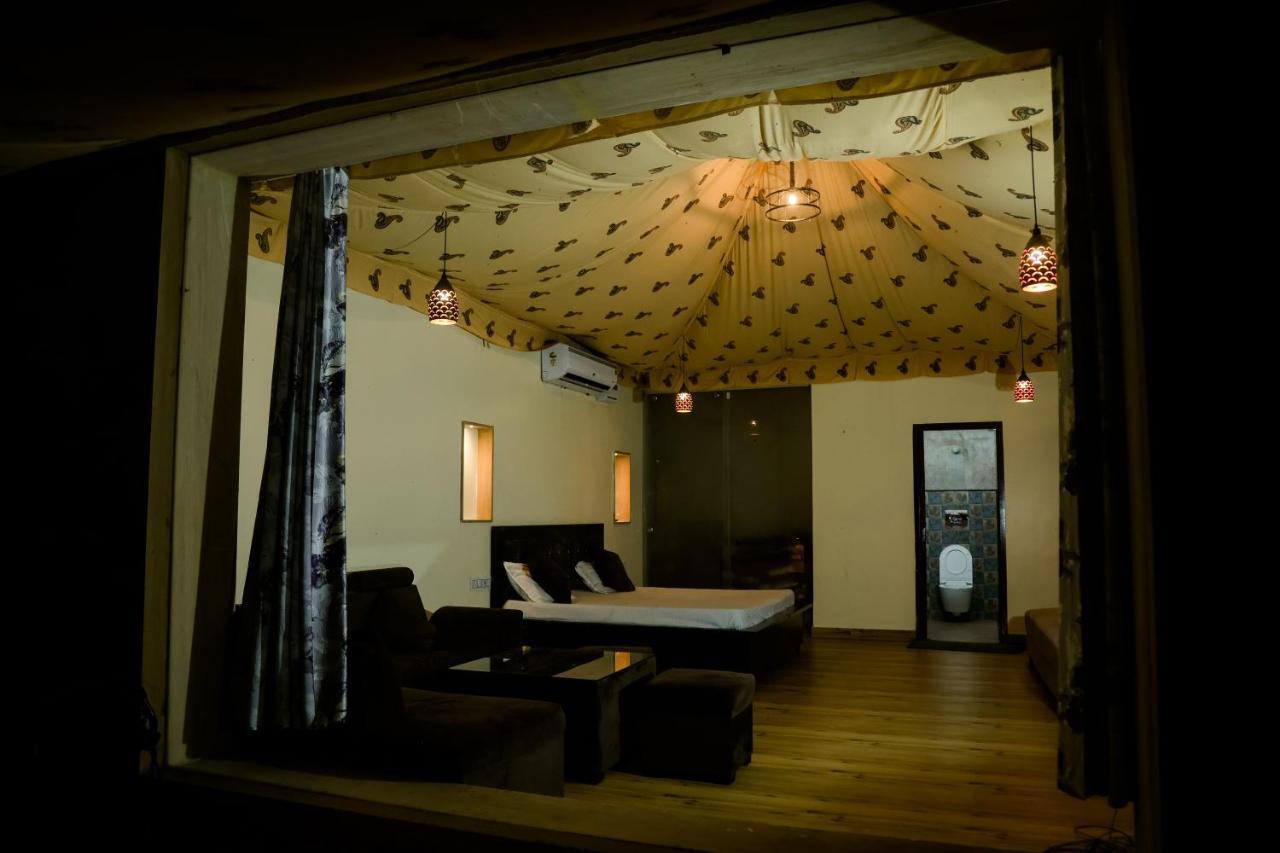 ג'איפור The Rustic Villa, A Stay With Luxuries Amenities And Exotic Nature מראה חיצוני תמונה