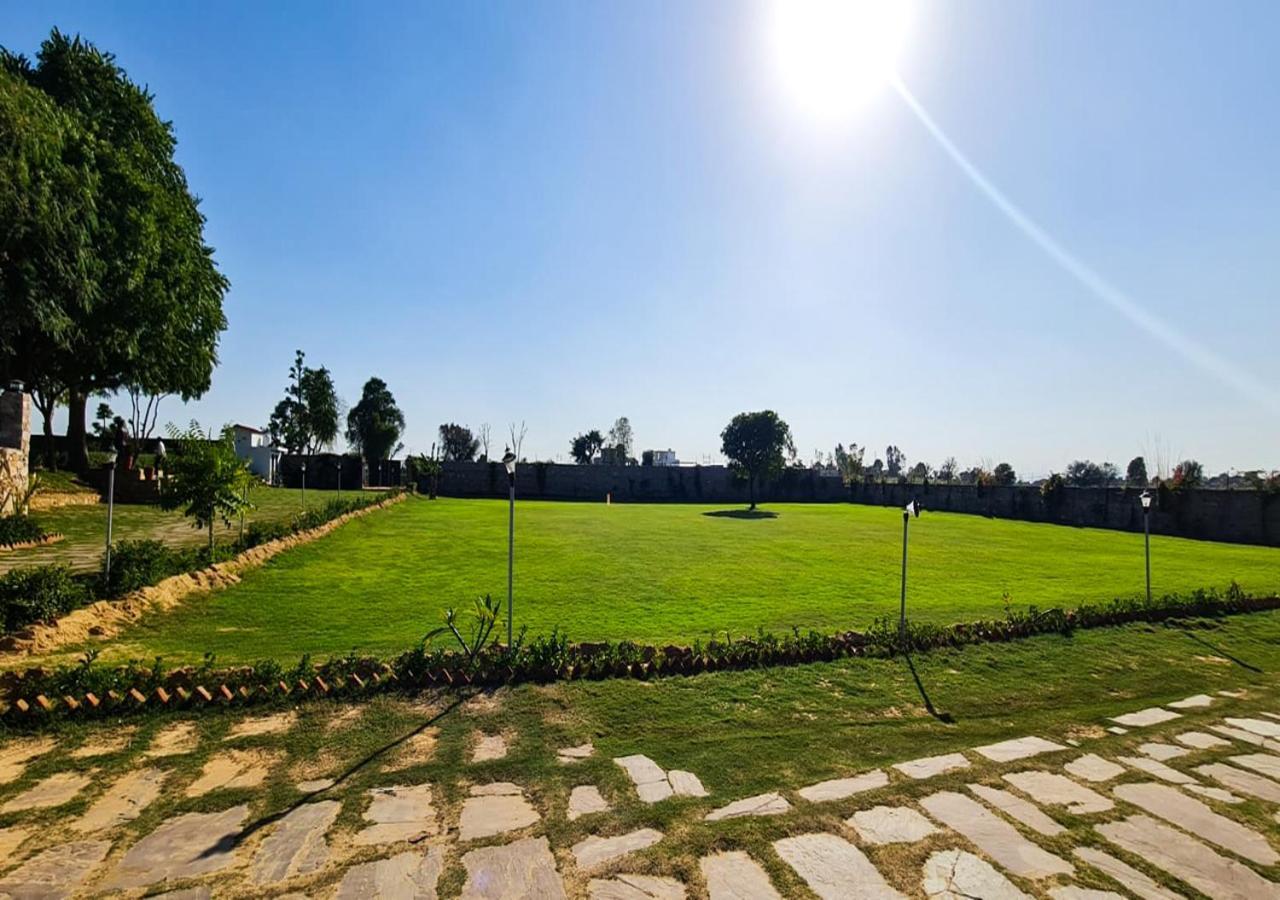 ג'איפור The Rustic Villa, A Stay With Luxuries Amenities And Exotic Nature מראה חיצוני תמונה